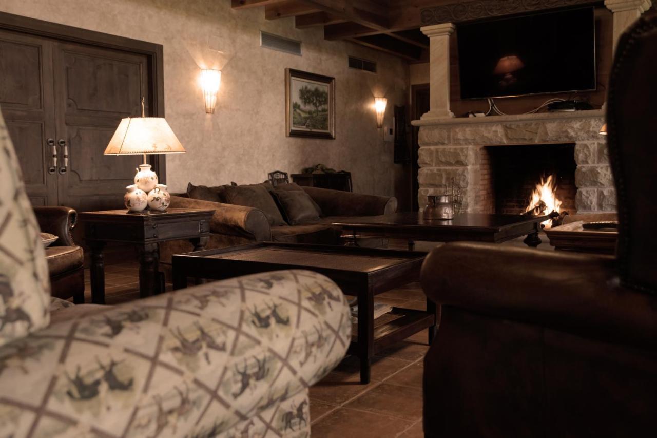 La Casona Del Tormes Villa Almenara de Tormes Екстериор снимка