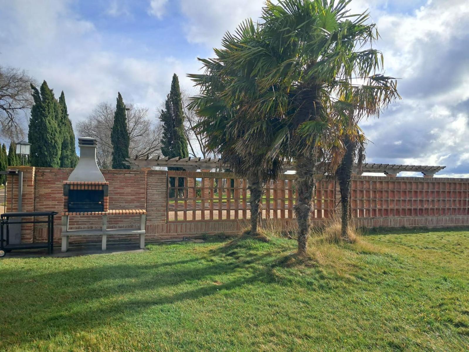 La Casona Del Tormes Villa Almenara de Tormes Екстериор снимка