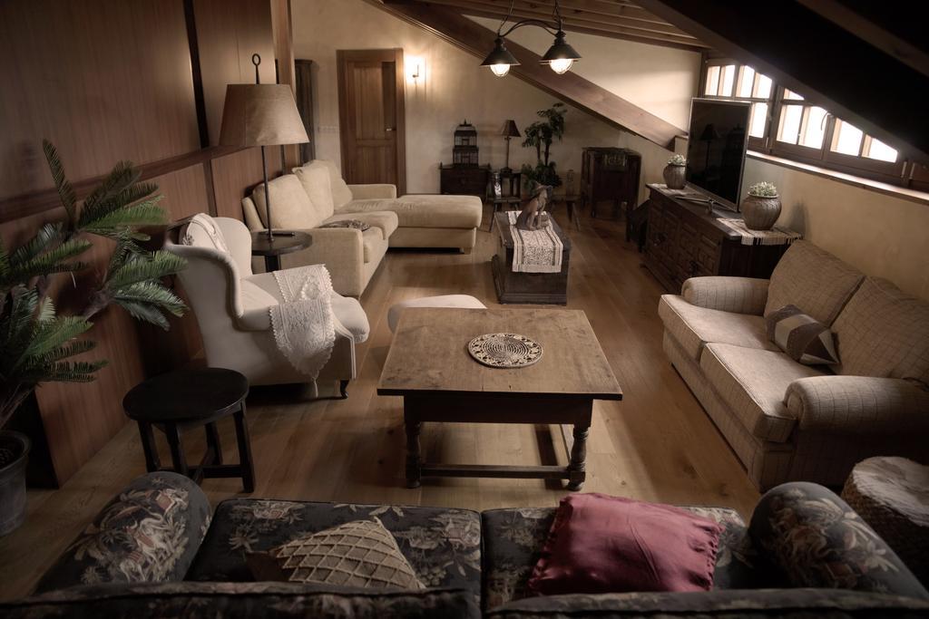 La Casona Del Tormes Villa Almenara de Tormes Екстериор снимка