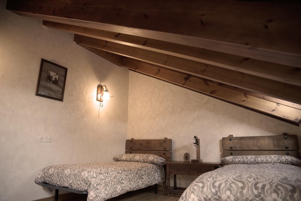 La Casona Del Tormes Villa Almenara de Tormes Екстериор снимка