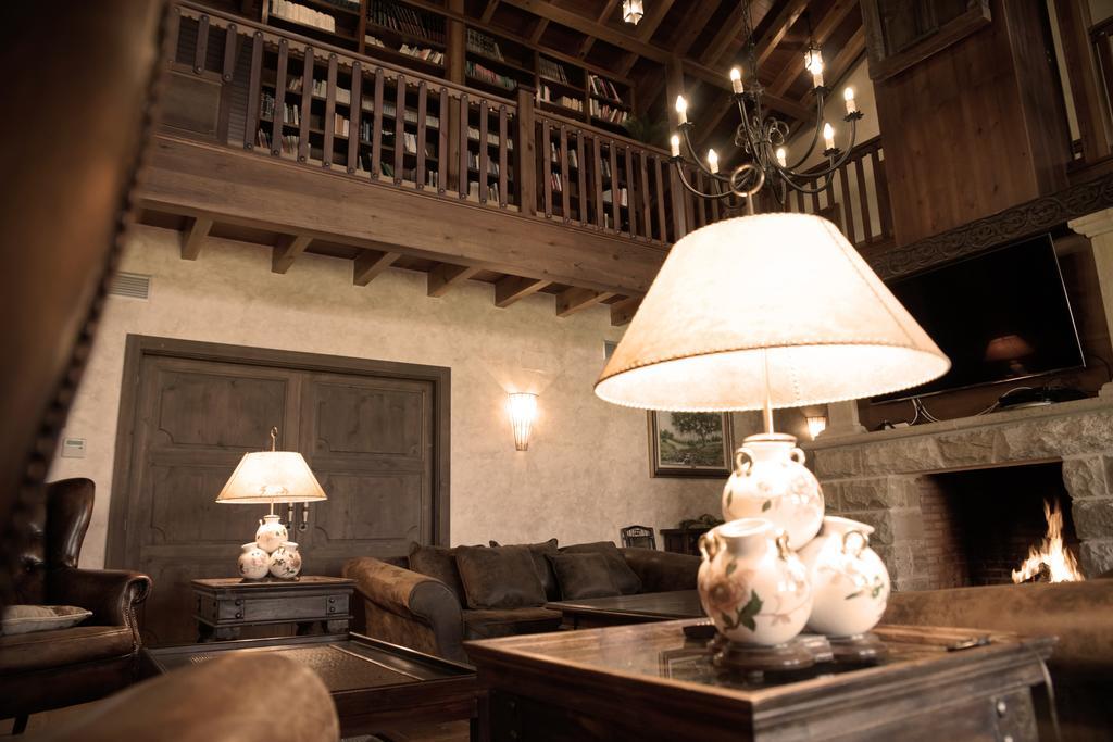 La Casona Del Tormes Villa Almenara de Tormes Екстериор снимка