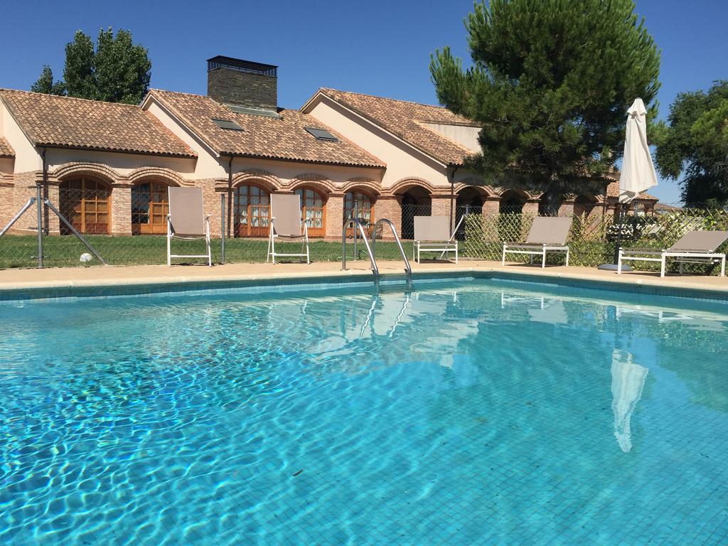 La Casona Del Tormes Villa Almenara de Tormes Екстериор снимка